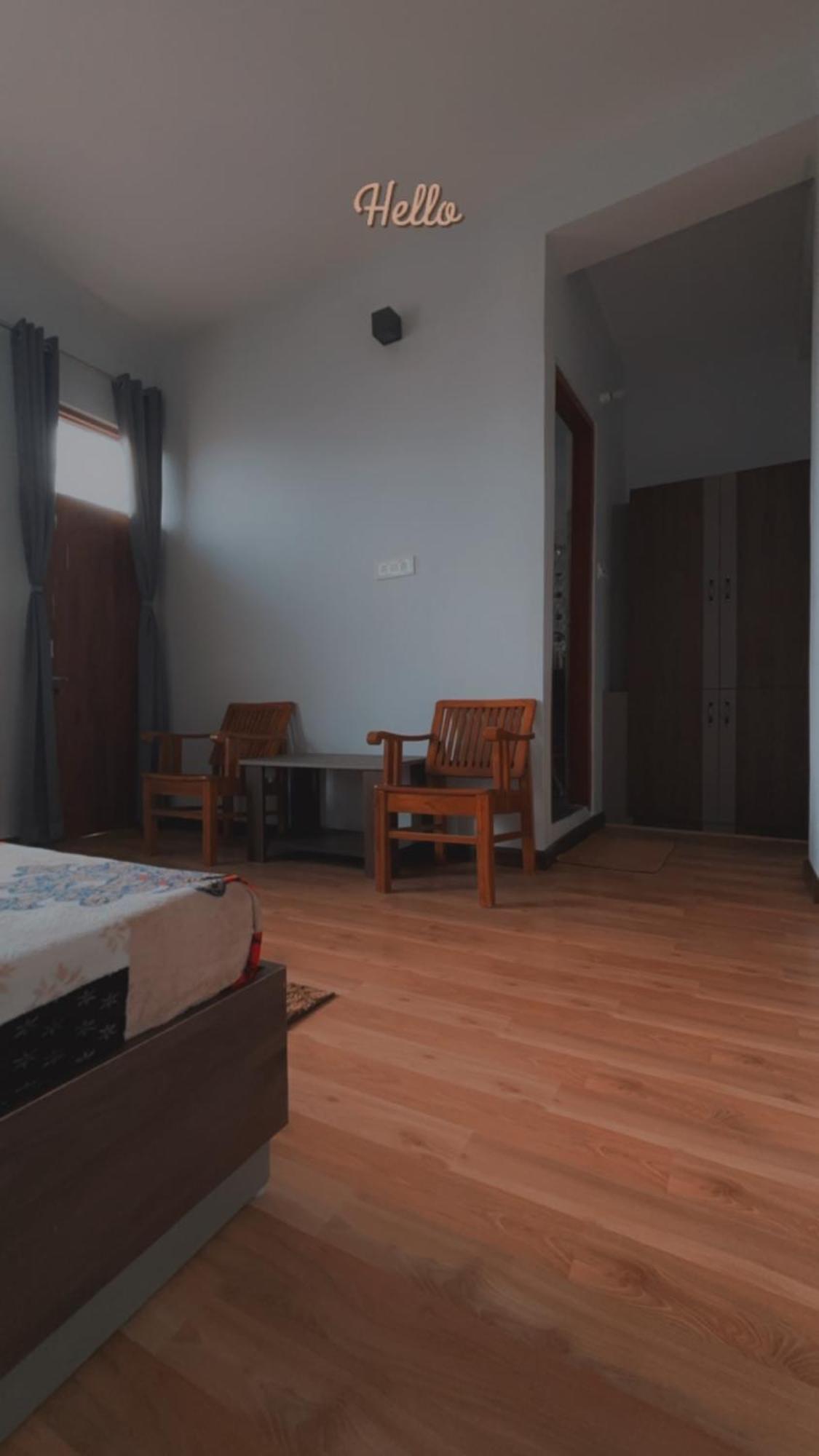 Lha Pomo Apartment Kyelang Bagian luar foto
