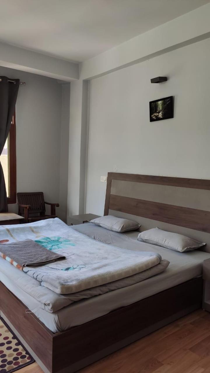 Lha Pomo Apartment Kyelang Bagian luar foto